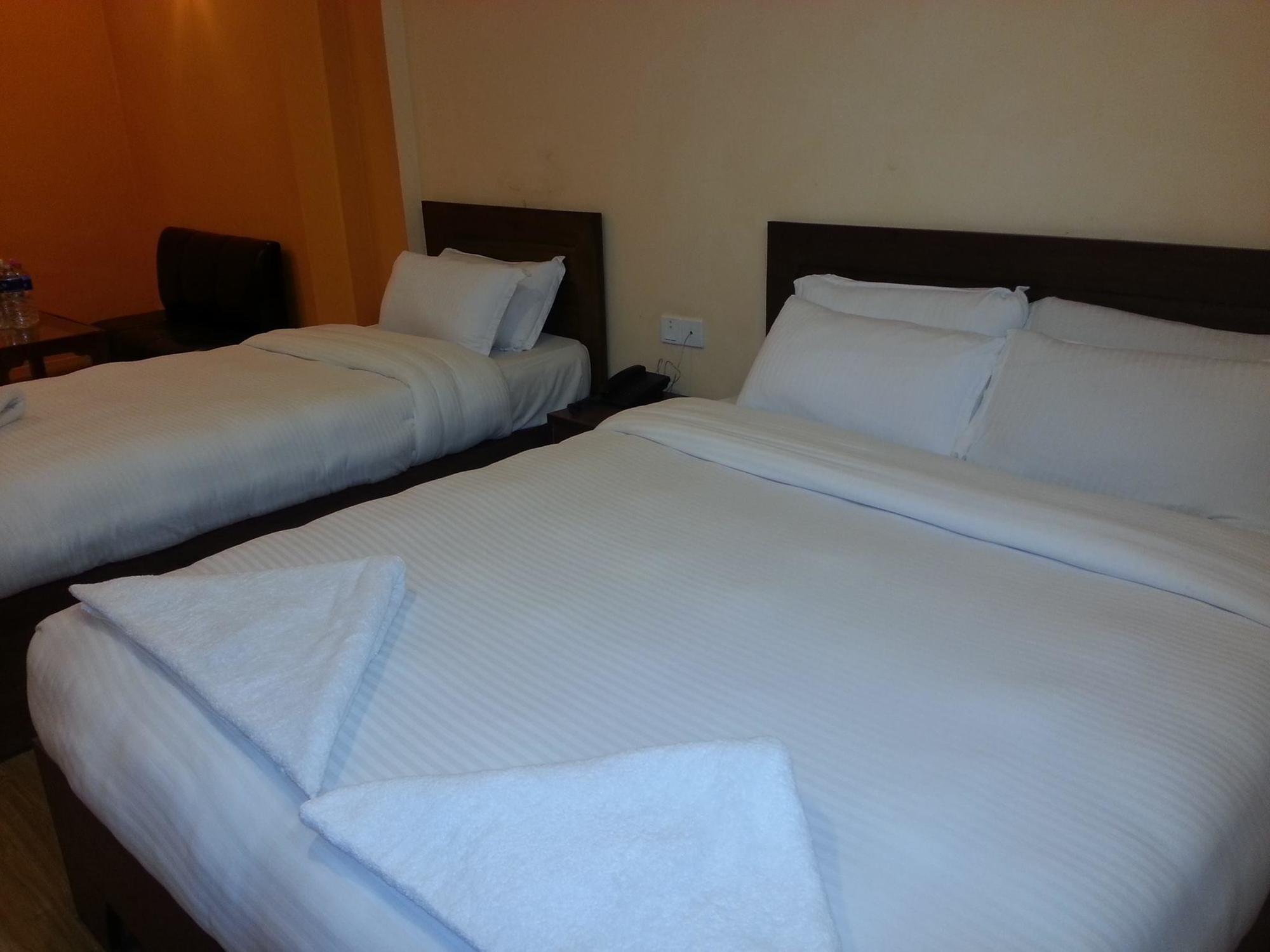 Hotel Stupa Lumbini Extérieur photo