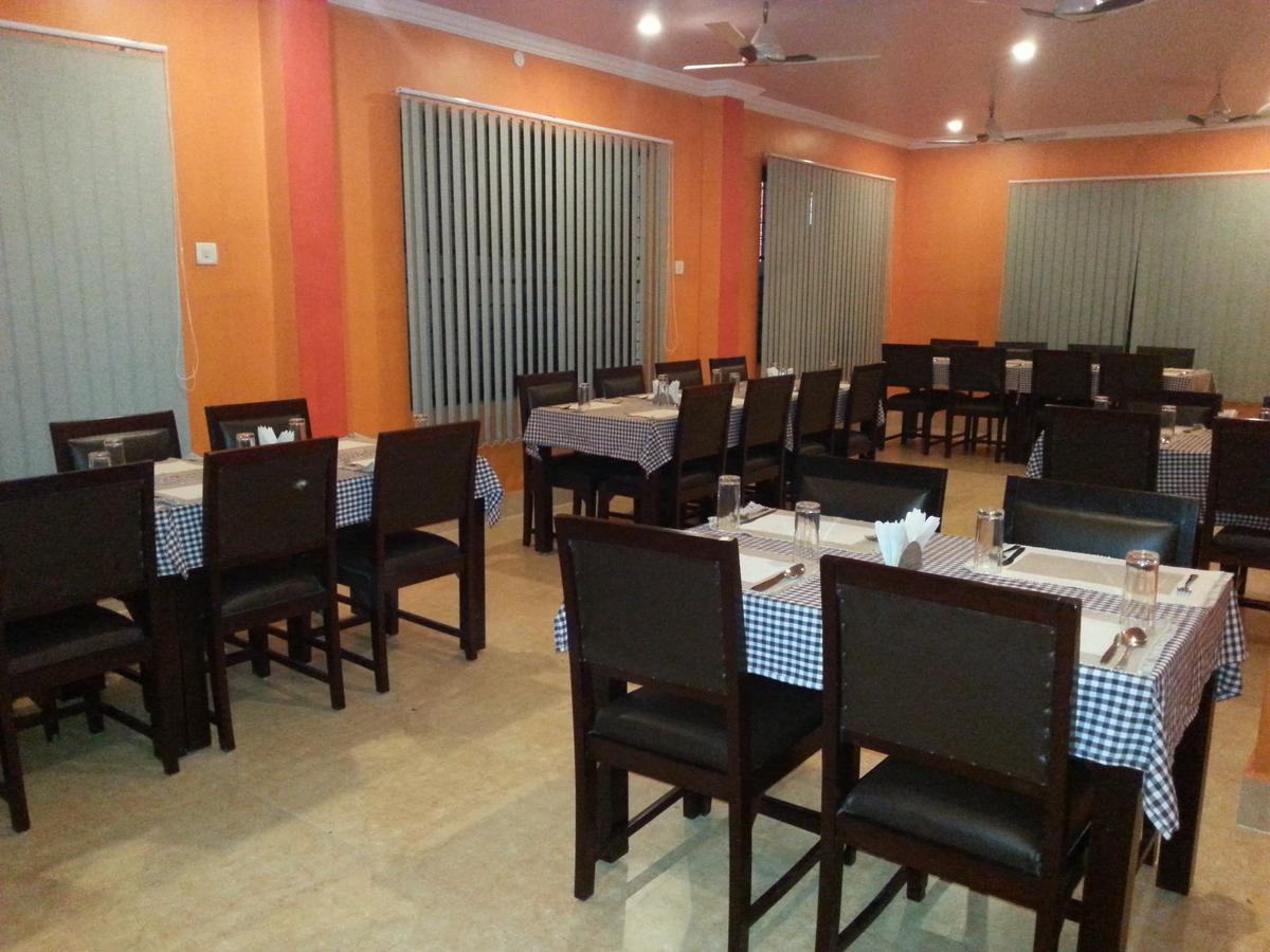 Hotel Stupa Lumbini Extérieur photo